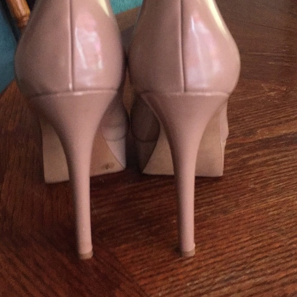 Shoes - Picture 2 of 3